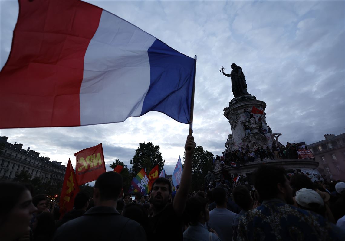 French President Macron Rejects Prime Minister’s Resignation Amid Post-Election Turmoil
