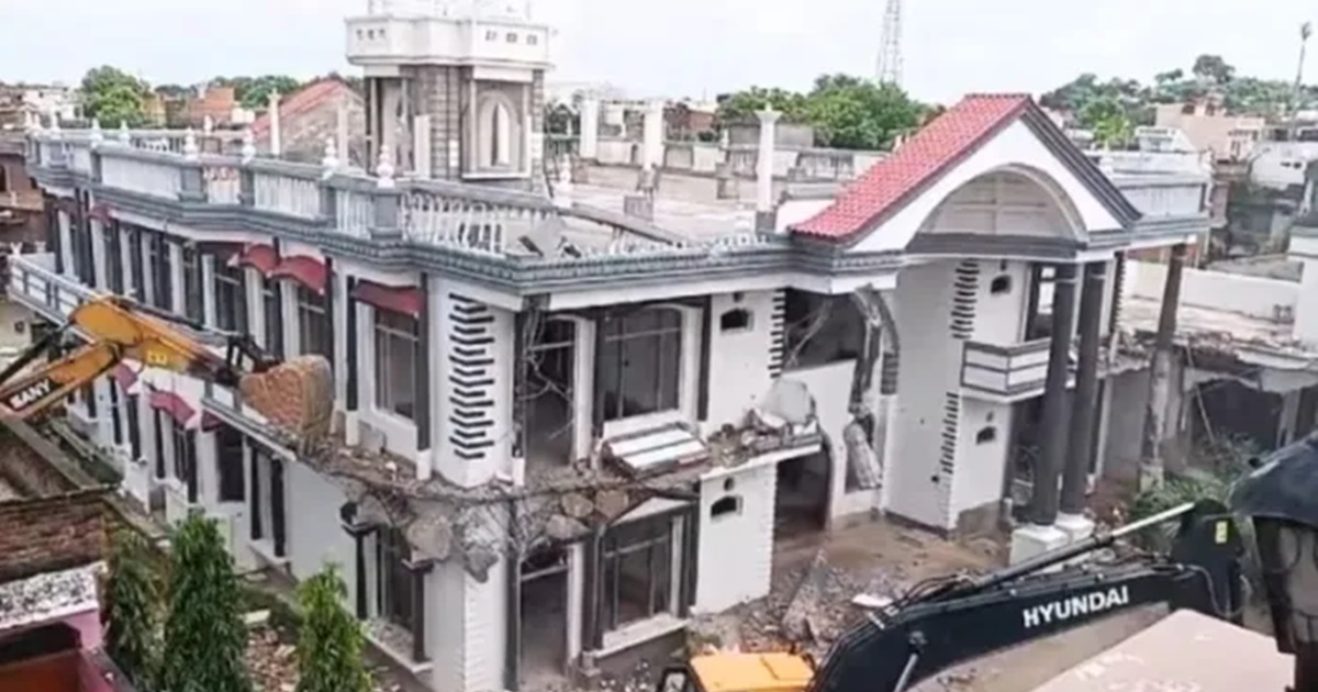 Bulldozers Demolish Congress Leader Haji Ali’s Mansion Due To Islamic Mob Riots