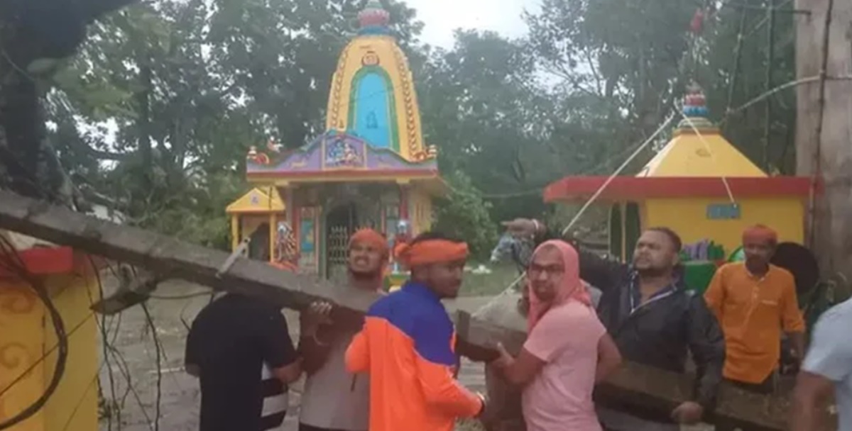 RSS Swayamsevaks Lead Relief Operations During Cyclone ‘Dana’