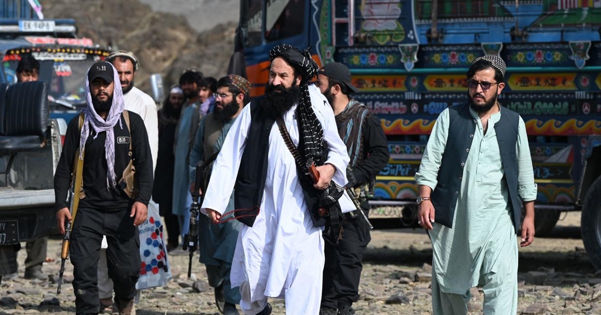 Explosion In Afghan Capital Kills Taliban Refugee Minister