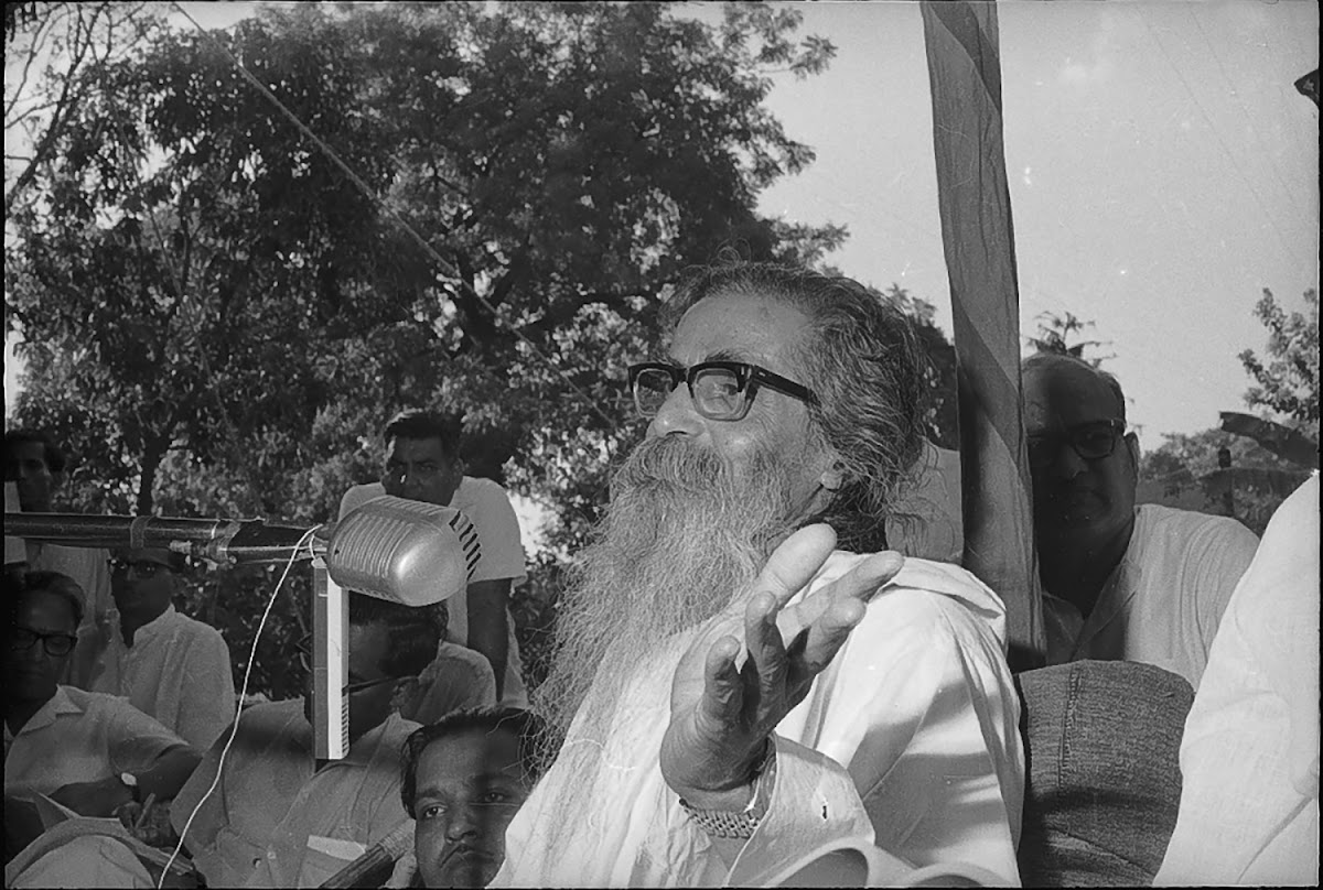 Gandhi's Assassination, Nehru's Strategy, & Guruji's Master Stroke: How RSS Rose from 1948 Ban