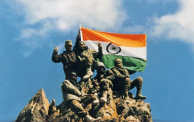 Kargil War 1999: How India’s ‘Operation Safed Sagar’ Crushed Pakistan’s Mountain Positions at 18,000 Feet