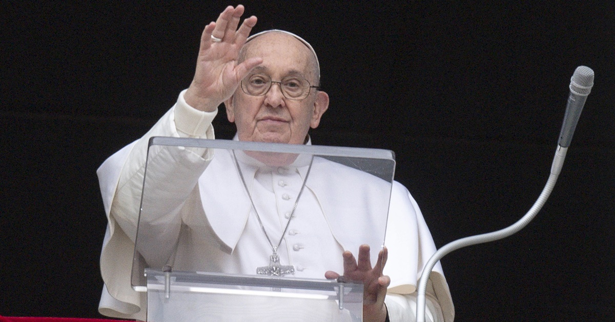 Pope’s Call for Ukraine Negotiations Sparks Controversy: Advocates ‘Courage of the White Flag’
