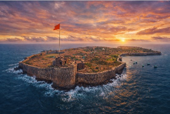 When Christian Workers Toiled for Saffron Flag: How Vasudhaiva Kutumbakam Philosophy Laid Foundation of Indigenous Navy