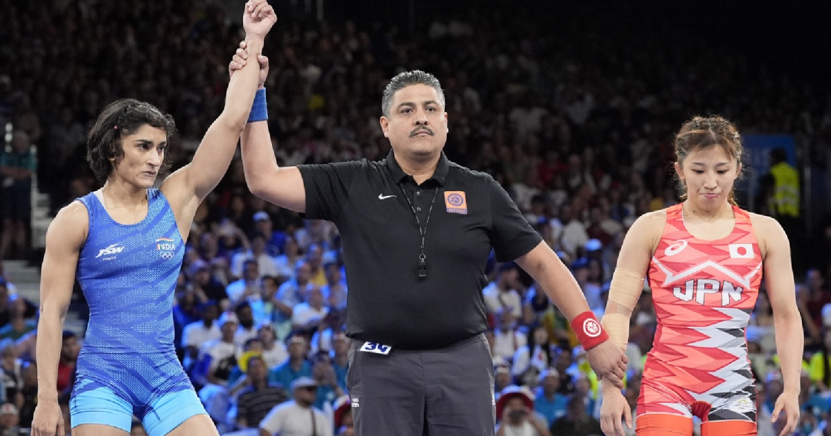 Vinesh Phogat Stuns Olympic Champion Yui Susaki to Advance in Women’s 50 kg Freestyle Wrestling at Paris 2024