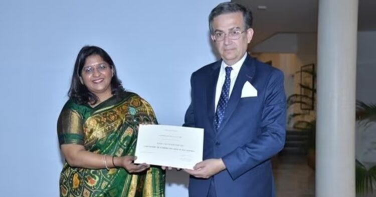 Aditi Maheshwari of Vani Prakashan Honored with France's Knight of the Order of Arts and Letters (Photo on X @thierry_mathou)