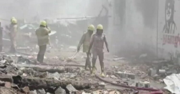 Fatal Explosion at Firecracker Factory in Tamil Nadu: One Person Killed in Explosion