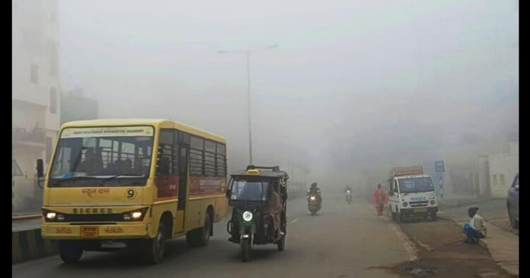 Fog Safety Alert: UP Transport Limits Bus Travel in Low Visibility