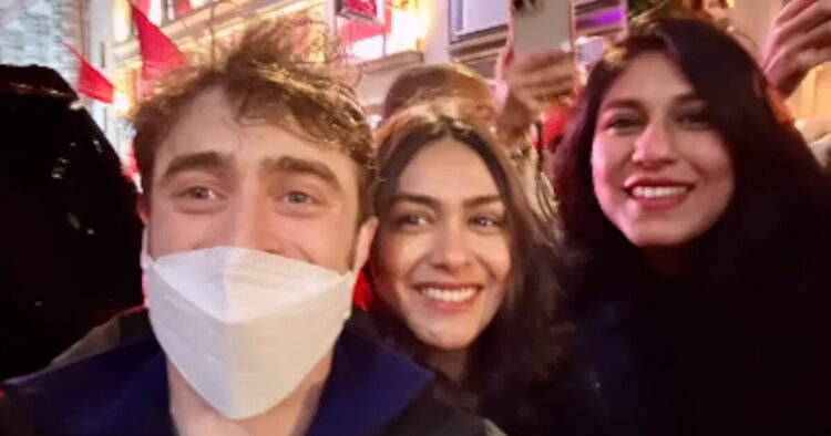 Mrunal Thakur's Exciting Fan-Girl Encounter with 'Harry Potter' Star Daniel Radcliffe (Mrunal Thakur Instagram)