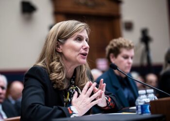Lawmakers Urge Ousting of University Presidents Following Antisemitism Testimony