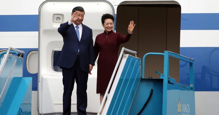 Xi Jinping's Vietnam Visit: Countering U.S. Influence (Photo AP)