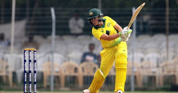 Alyssa Healy Chooses to Bat as Australia Faces Bharat in 3rd ODI