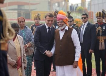 French President Macron Explores Nizamuddin Dargah in Delhi with Minister Jaishankar