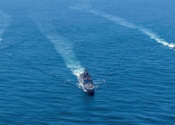 UK Plans 2025 Visit: Aircraft Carrier Strike Group Headed to Bharat