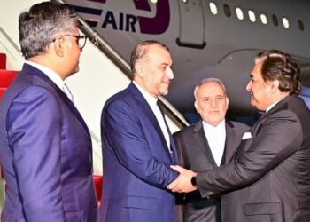 Iranian Foreign Minister Visits Pakistan Amid Tensions After Cross-Border Strikes