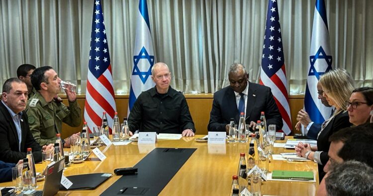 Israeli Defense Minister and US Senior Advisor Collaborate on Security Talks