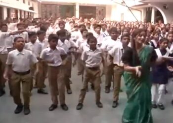 Nagpur School Students Dance to Ram Bhajans Ahead of Ram Mandir Ceremony – Watch Video