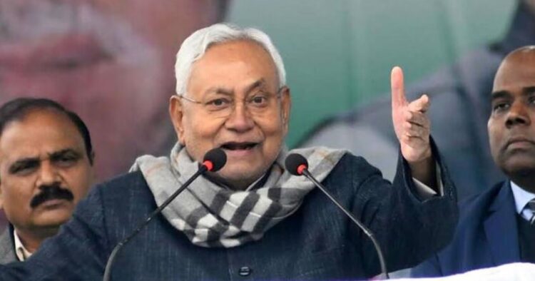 Nitish Kumar Likely to Take Oath as Bihar CM with BJP Support on Sunday: Report