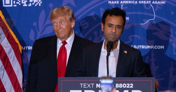 Ramaswamy Endorses Trump as Commander-in-Chief, Takes Jabs at Nikki Haley in New Hampshire Event