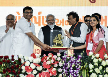 PM Modi in Gujarat: Inaugurates Sudarshan Setu, Lays Foundation for Healthcare Infrastructure