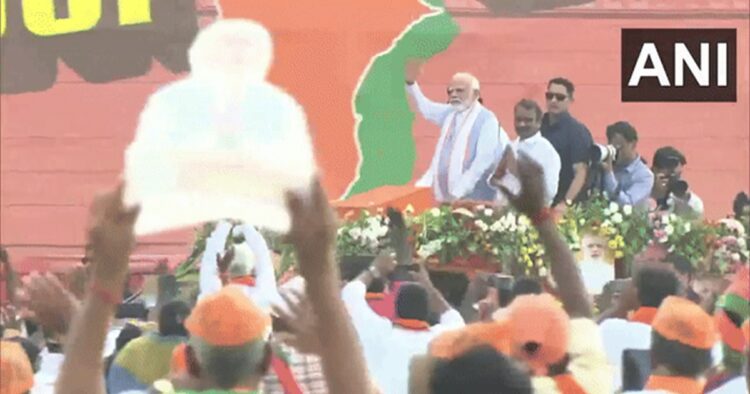 Prime Minister Narendra Modi on Tuesday arrived at the closing ceremony of the 'En Mann Ek Makkal' padayatra in Tiruppur, Tamil Nadu.