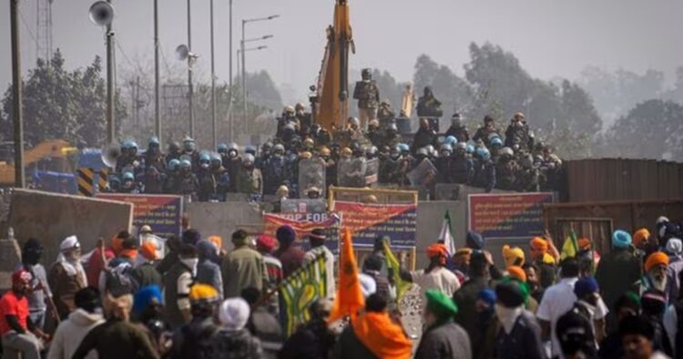 Farmers Protest: 'Delhi Chalo' March Paused Till Friday After Tragic Death of Young Protester