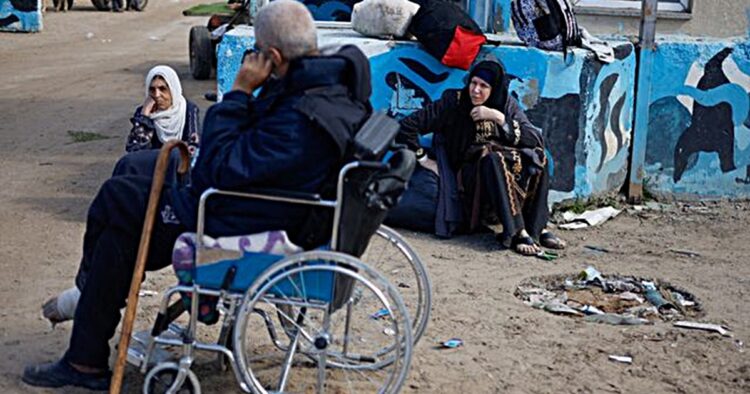 Harrowing Evacuation from Gaza's Nasser Hospital Amid Israeli Forces' Intrusion Sparks Concerns and Allegations