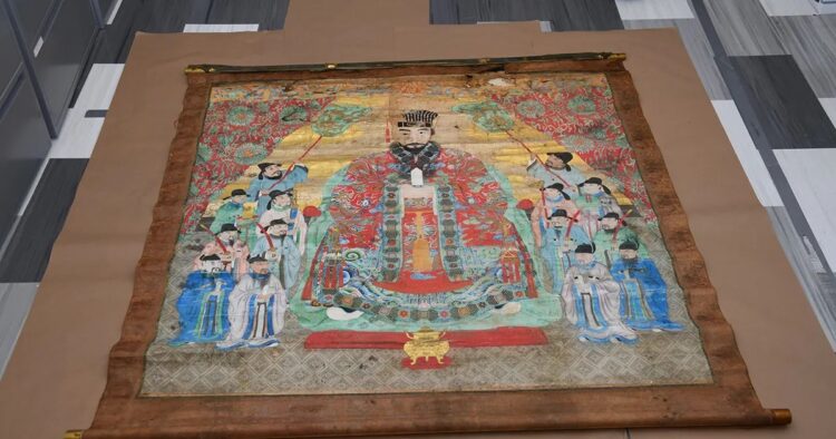 Recovered: 22 Artifacts from Battle of Okinawa Returned to Japan by U.S. – Unveiling the Discovery Process