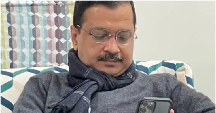 During the questioning, Delhi Chief Minister Arvind Kejriwal told the Enforcement Directorate that he does not remember where he had kept his mobile phone, which he was allegedly using when the excise policy was being drafted.