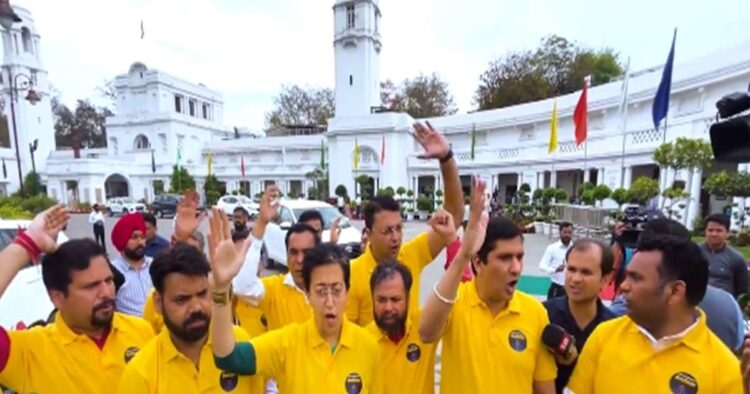 On Wednesday, the Aam Aadmi Party (AAP) MLAs turned up in yellow T-shirts for the first Delhi Assembly Session.