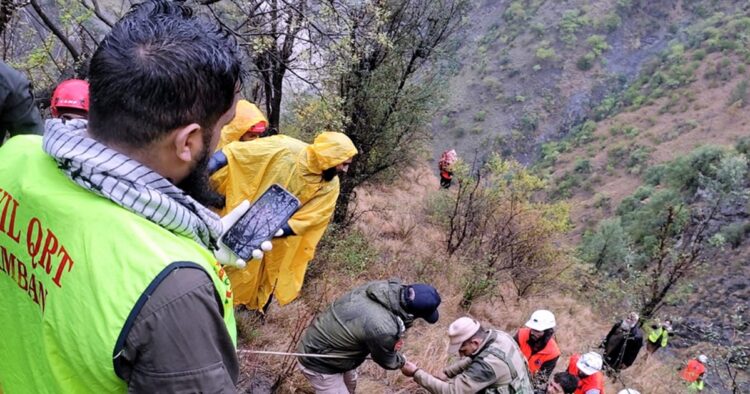 8 Bihar Residents Among 10 Fatalities as SUV Plunges into Gorge in Jammu and Kashmir