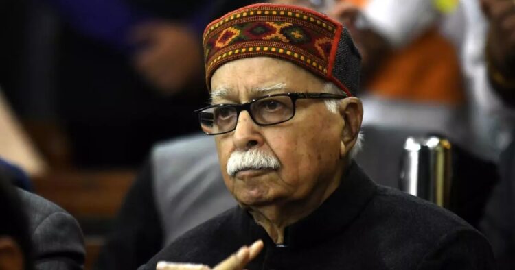 Bharat Ratna Awarded: LK Advani to Receive India's Highest Civilian Honor at His Residence Tomorrow