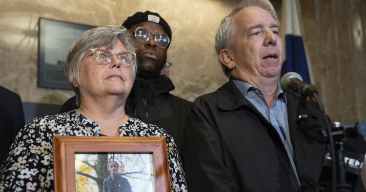 Families of 5 Men Fatally Shot by Minnesota Police Secure Settlement with State Crime Bureau