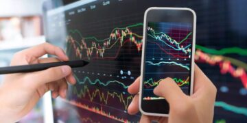 Market Inches Up as Nifty Achieves Record High: Closing with Minor Gains