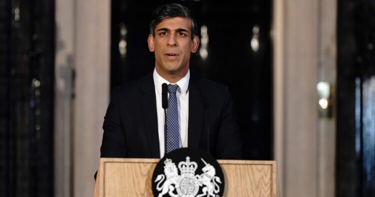 Prime Minister Sunak Urges Britons to Confront Extremists Threatening National Unity