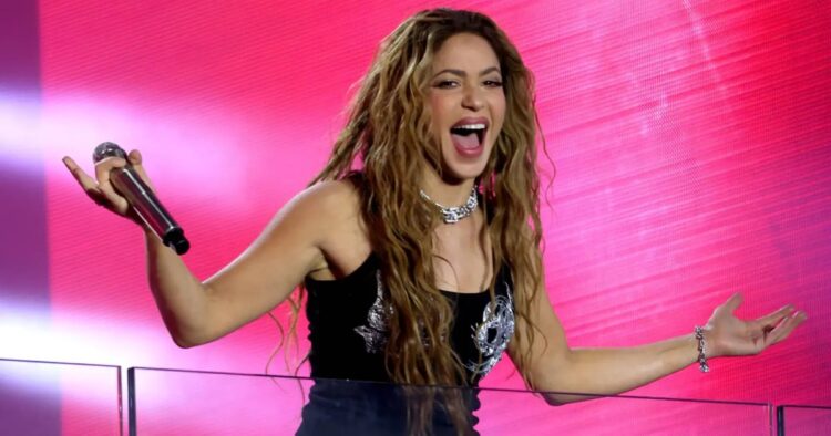 Shakira Lights Up Times Square with Electrifying Pop-Up Concert to a Thrilled Audience