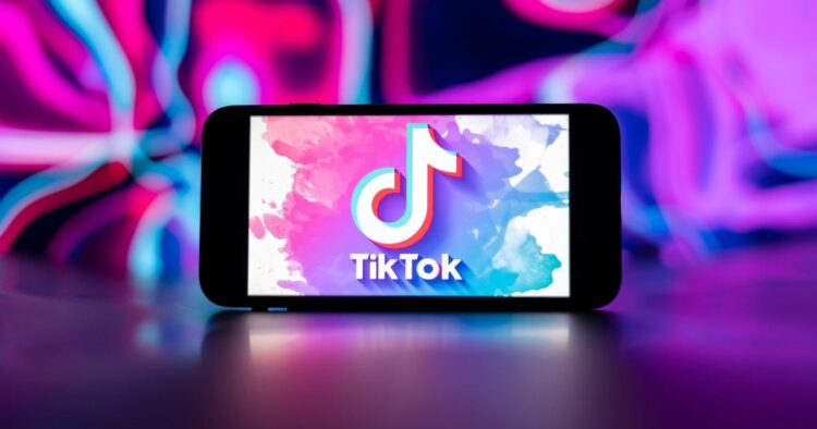 TikTok Sale Proposal Ignites User Revolt Across America