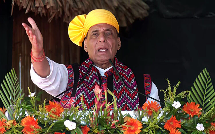 Defense Minister Rajnath Singh Criticizes Congress for Alleged Anti-Minority Remarks on PM Modi