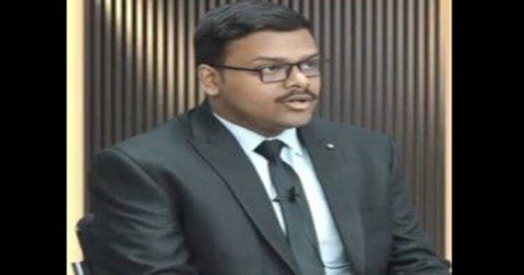 Aditya Srivastava from Lucknow Tops UPSC CSE 2023: Shares His Journey to Success