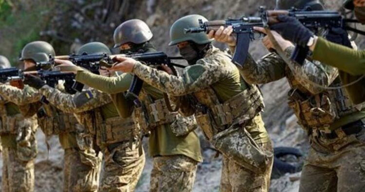 The US Central Command has announced, ‘The US has transferred more than 5,000 AK-47s, rocket launchers and hundreds of thousands of rounds of ammunition seized from Iran to Ukraine as it aims to defend against Russia’.