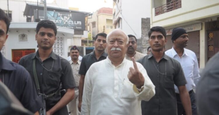 Pn Friday Rashtriya Swayamsevak Sangh (RSS) chief Mohan Bhagwat exercised his franchise at a polling booth in Nagpur, Maharashtra, during the ongoing Lok Sabha elections.