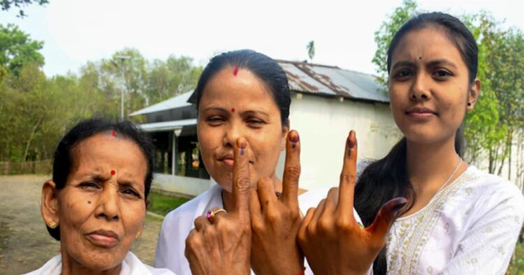 The world’s smallest woman Jyoti Amge casts a vote and a newly married couple casts a vote in Phase 1.