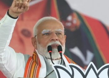 Prime Minister Narendra Modi will campaign in Uttar Pradesh’s Agra, Ambala and Shahjahanpur. He will first campaign in Agra at 1:15 pm, 3:30 pm in Ambala and in the evening at around 5:15 pm in Shahjahanpur.