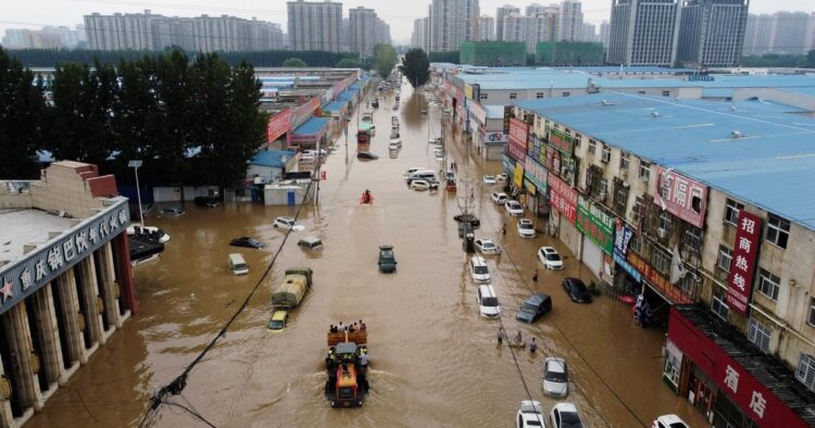 Deadly Eastern China Storm Claims 7 Lives, Including 3 Fatal High-Rise Falls