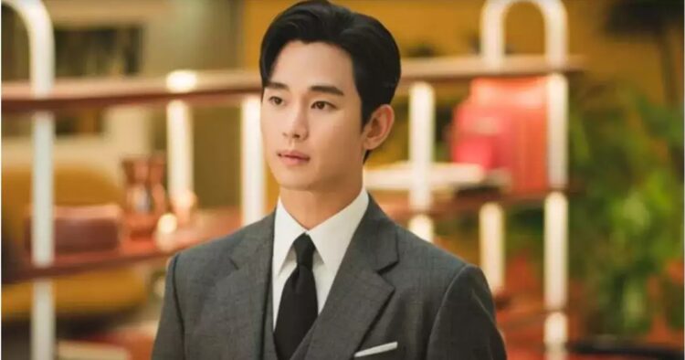 Kim Soo Hyun's Compensation for 'Queen of Tears' Keeps Fans Guessing: See how many crores the Richest K-drama Actor is Charging