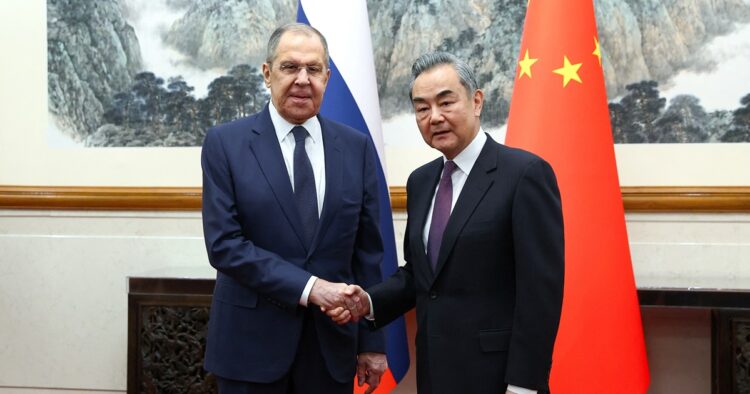 Xi Jinping Holds Talks with Russian FM Sergey Lavrov: Strengthening Sino-Russian Relations