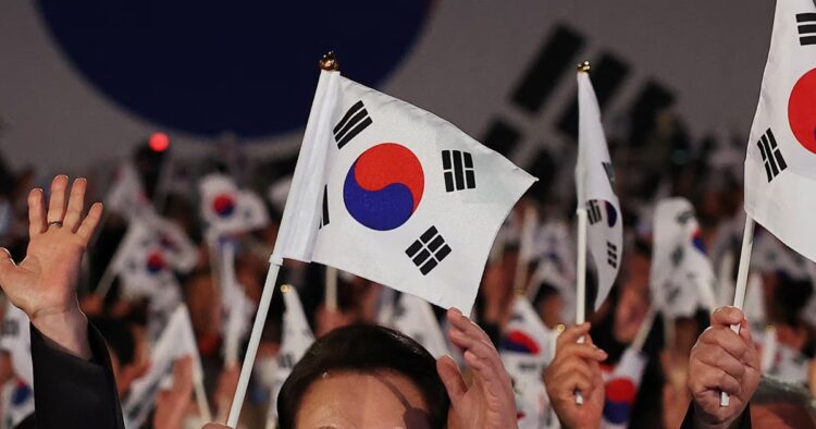 South Korean Legislative Elections: Choosing the Politician You Dislike Least