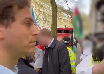 Metropolitan Police Under Fire for Anti-Semitic Incident During Pro-Palestinian March in London