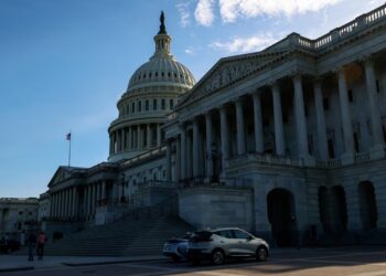 U.S. Senate Advances Billions in Foreign Aid for Ukraine, Israel, and Taiwan