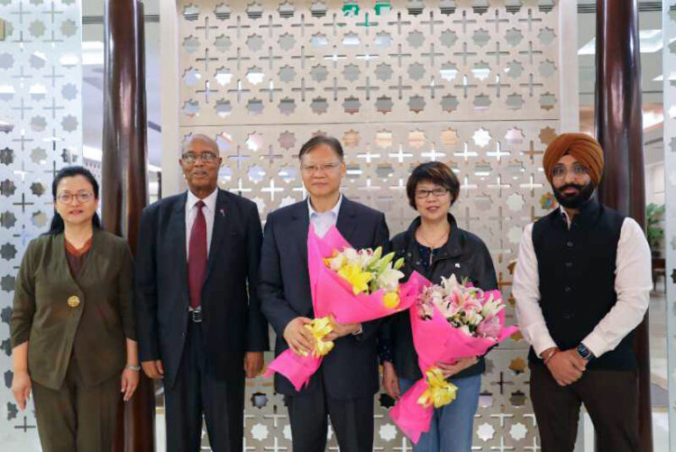 New Delhi, May 10 : Newly-appointed Chinese Ambassador to India Xu Feihong welcomed on arrival in Delhi, on Friday. MEA official, Chinese Embassy officials and Dean of Diplomatic Corps Ambassador Alem Tsehaye Woldemariam of Eritrea to India welcomed the Chinese Ambassador.